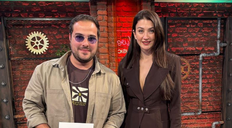Ceren Benderlioğlu'ndan Özel Röportaj: Eşref Rüya, Tarkan ve Fenerbahçe Hakkında Samimi İtiraflar
