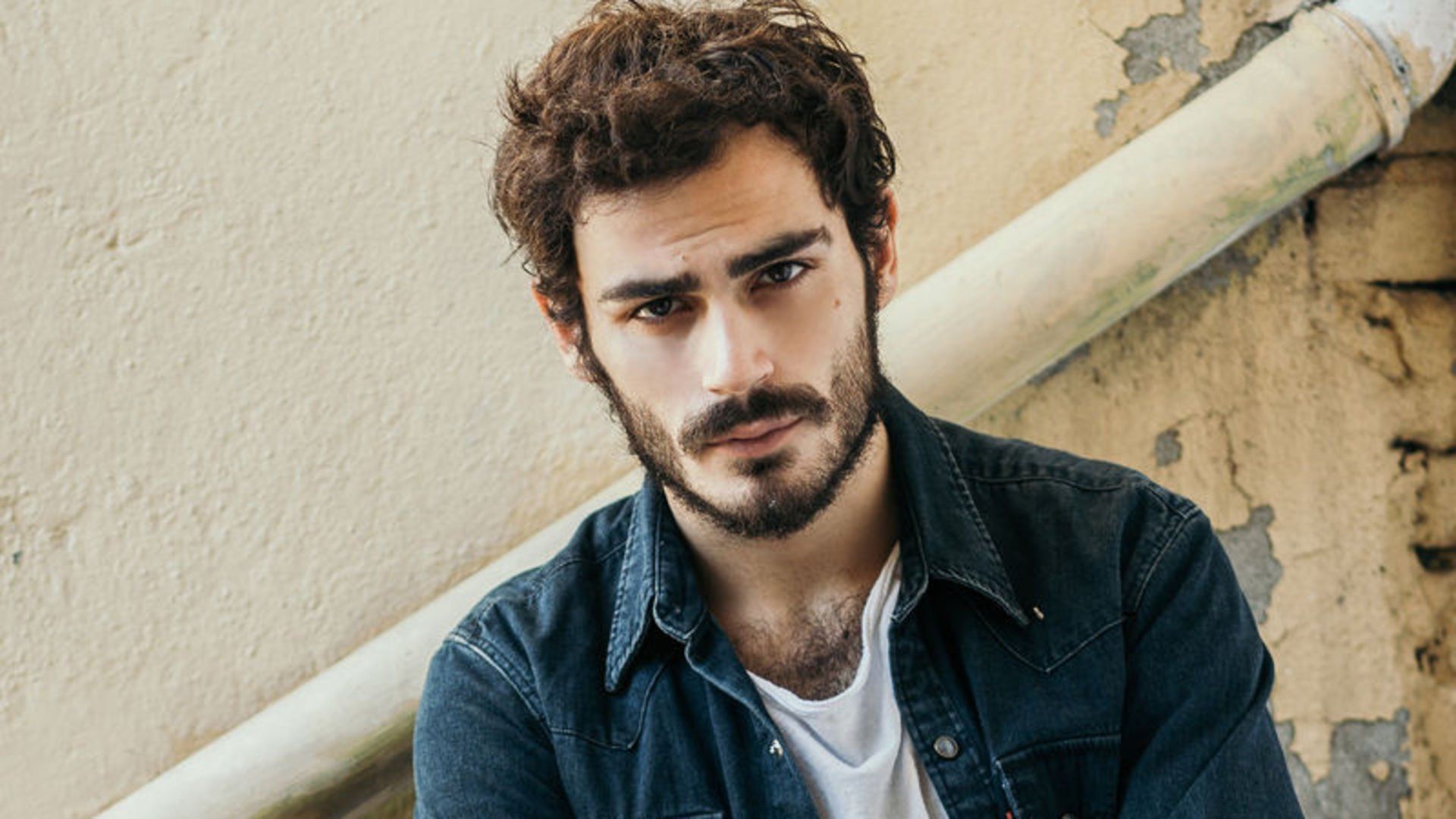 Erdem Kaynarca: Hayatı, Kariyeri ve Filmografisi