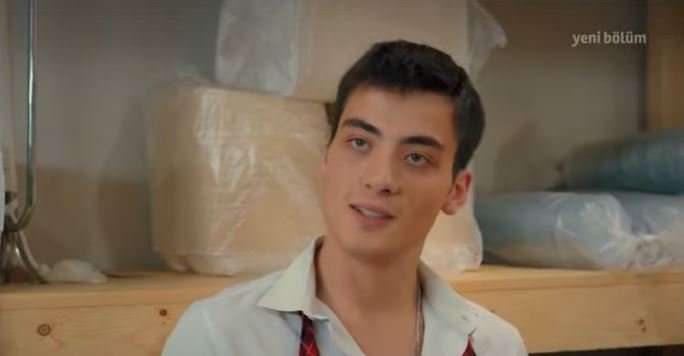 Atakan Özkaya Kimdir? Detaylı Tanıtım