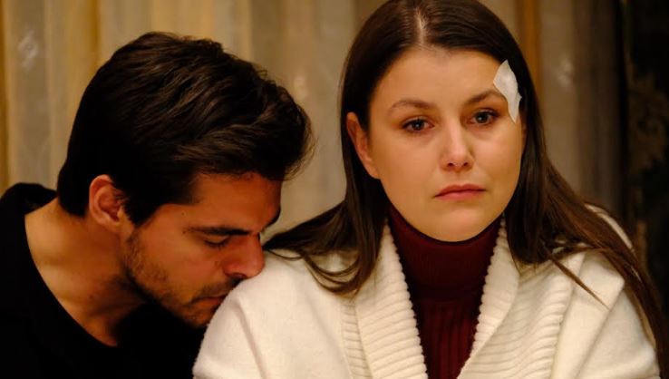 Gönül Dağı’nın Selma Öğretmeni Melis Sevinç: Hem Kalpleri Hem Ödülleri Fetheden Yükselen Yıldız, Aşkı ve Hayatı Anlatıyor