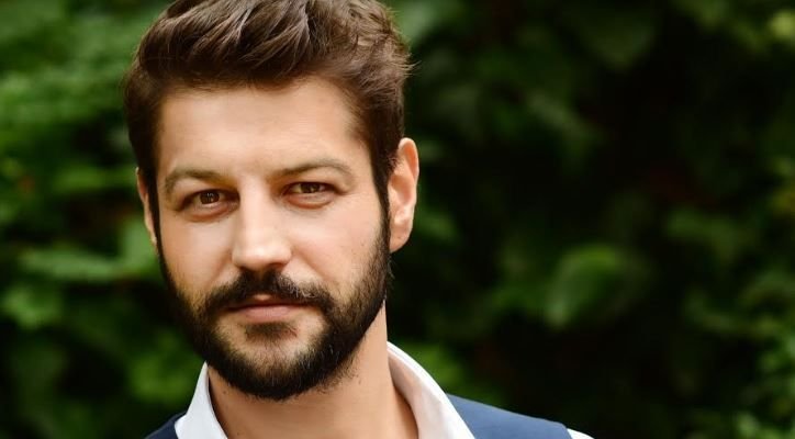 Serhat Teoman Kimdir? Hayatı, Kariyeri ve Başarıları